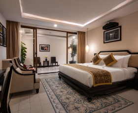 Deluxe Room (No View)