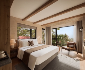 Grand Deluxe Double City View with Balcony