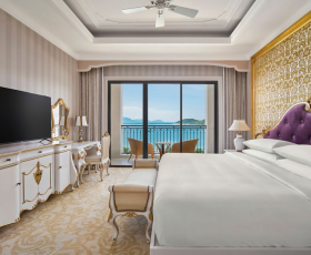 Phòng Executive Suite Ocean View | Marriott Nha Trang