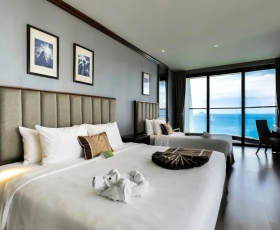 Pacific Triple | Boton Blue