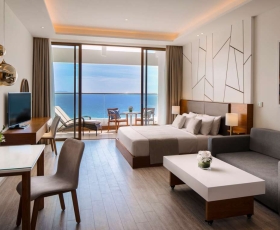 Seaview Studio | Mövenpick Cam Ranh