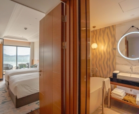 Three - Bedroom Suite Oceanview | Grand Hyams Hotel Quy Nhơn