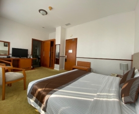 Phòng Deluxe Double | Mường Thanh Holiday Đà Lạt