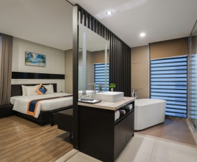 Premier Deluxe Room| Poseidon Nha Trang