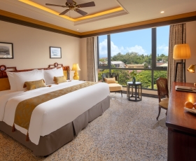 Premium Classic Room | Silk Path Grand Huế
