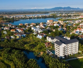 Khách sạn Shining Riverside Hoi An Boutique and Spa