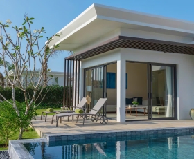 The Level 2-BR Lakefront Pool Villa | Melia Hồ Tràm