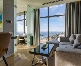 Premier Suite Oceanfront | Premier Pearl Vũng Tàu