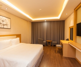 Phòng Deluxe City View | Golden Era Vũng Tàu