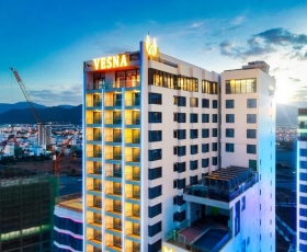 Khách sạn Vesna Nha Trang