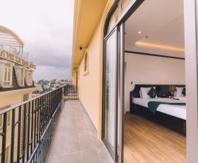 Deluxe Double / Twin | Goldient Boutique