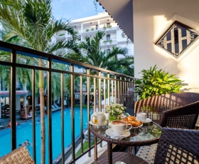 Senior Deluxe with Pool View | Hadana Hội An