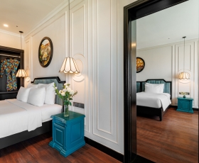 Family connecting | Hadana Hội An