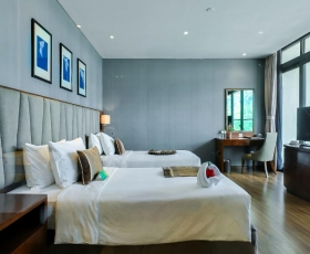 Superior Mountain | Boton Blue