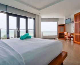 Suite Penthouse Ocean Front