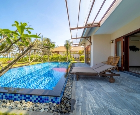 Beach Front 1 Bedroom Pool Villa Suite | Sao Mai Beach Resort