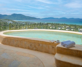 Seaview Sky Pool Villa | Ana Mandara Cam Ranh