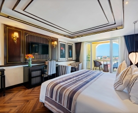 Deluxe Garden View Balcony | Le Pavillon Luxury Hoi An