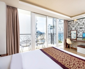 Căn hộ 2 Phòng Ngủ View Biển | Paris Hotel