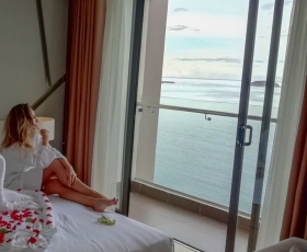 Executive Ocean View Room | King Town Grand Hotel