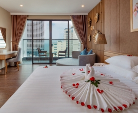 Senior Deluxe | Virgo Nha Trang
