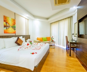 Deluxe | Ocean Waves