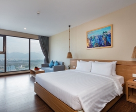 Deluxe City View | Virgo Nha Trang