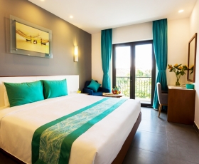 Deluxe City View | Emm Hotel Hội An