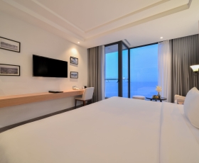 Deluxe Seaview with Balcony | Navada Beach Nha Trang