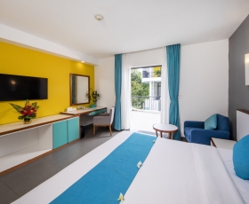 Deluxe Pool View | Emm Hotel Hội An