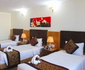 Deluxe Triple | Mường Thanh Quy Nhơn