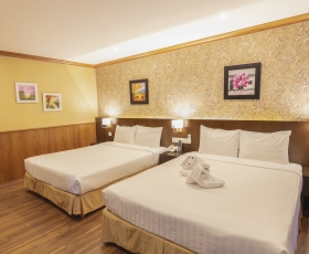 Phòng Deluxe Triple | Kings Hotel Đà Lạt