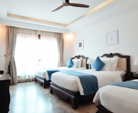 Deluxe Triple Room | Hoian Central Hotel