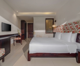 Deluxe Pool View | Emerald Hội An
