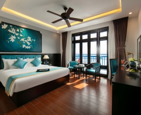 Deluxe Double/Twin Balcony | Silk River Hội An