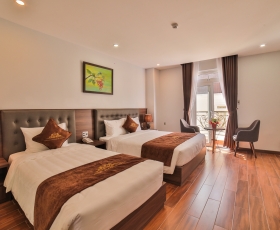 Deluxe Triple Room | Dalat Paradise
