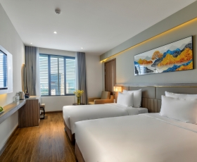 Deluxe Room | Maris Hotel