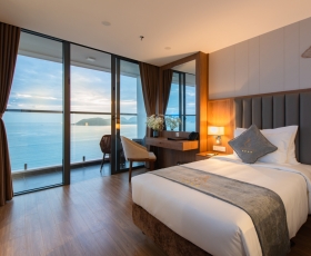 Premier Deluxe Ocean View | Grand Gosia