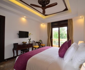 Executive double room garden view