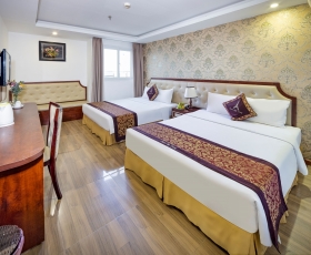 Family | Paris Hotel