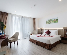 Premier Deluxe Sea View | Le More