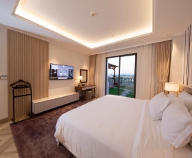 Garden Grand Suite | MerPerle Dalat