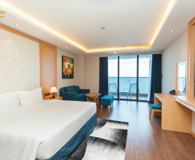 Phòng Riva Suite Sea View | Golden Era Vũng Tàu