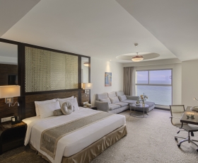 Junior Suite Queen | Havana Nha Trang