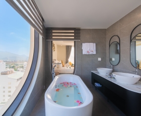 Signature Partial Sea View | Grand Tourane Nha Trang