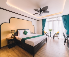 Superior Double/Twin | Goldient Boutique