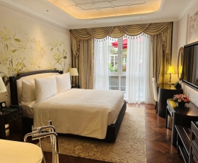 Deluxe W/O Bal (không có Balcony) | Golden Imperial