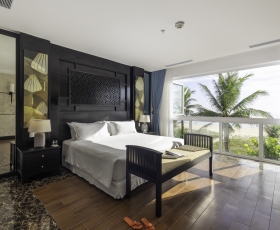 Three bedroom Ocean front Pool Villa