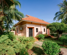 Luxury Garden View Villa