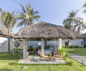 Beach Front Cottage | Coco Cottage Beachfront Mũi Né